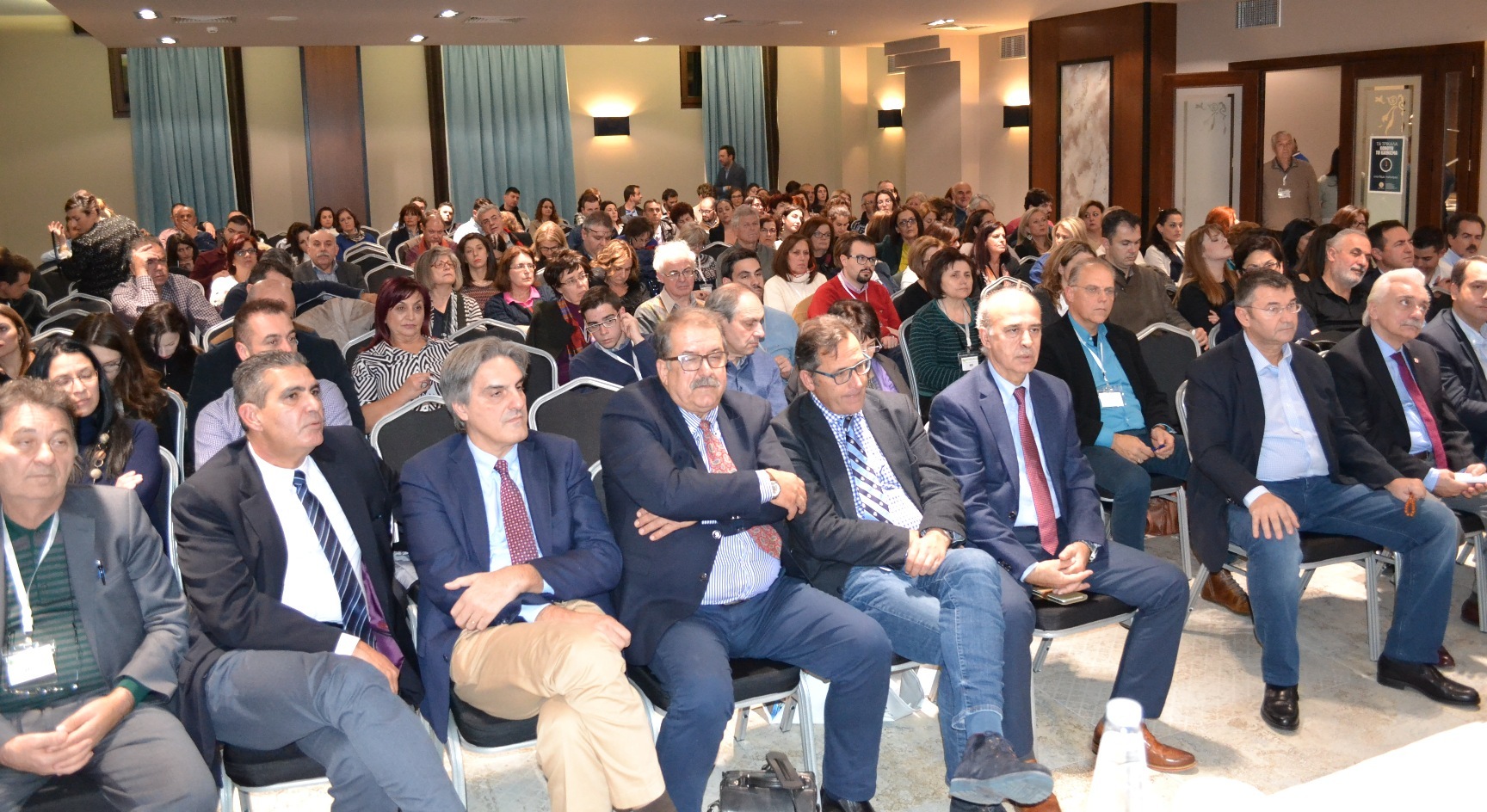 synedriaki aithousa 1